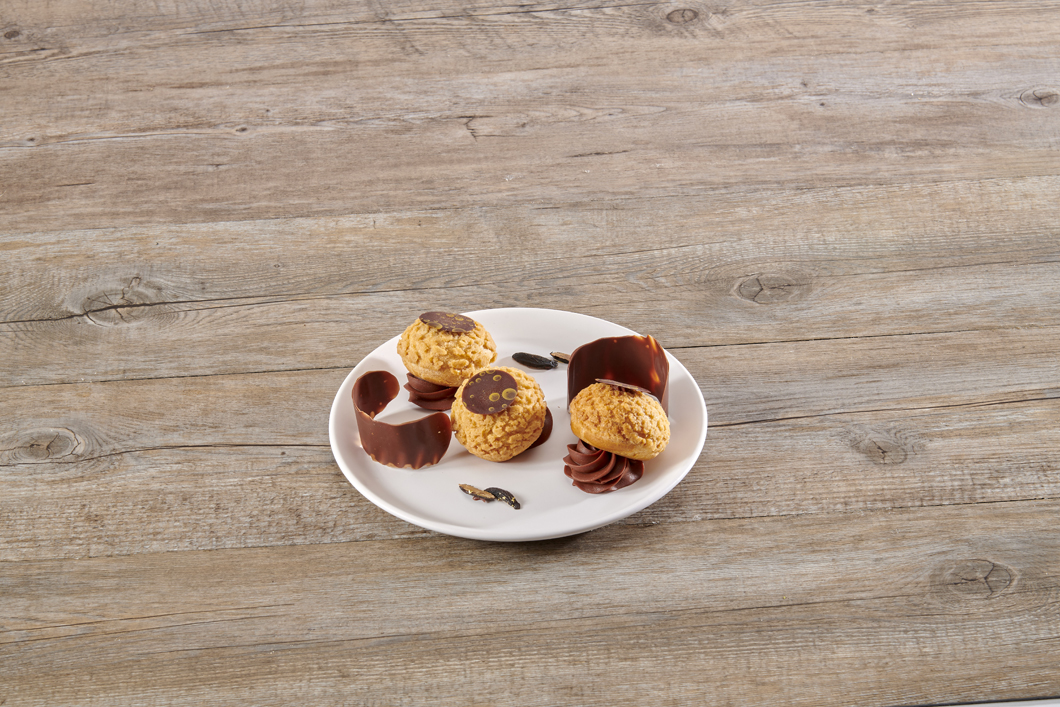 Chou Caramel Tonka Et Vanille